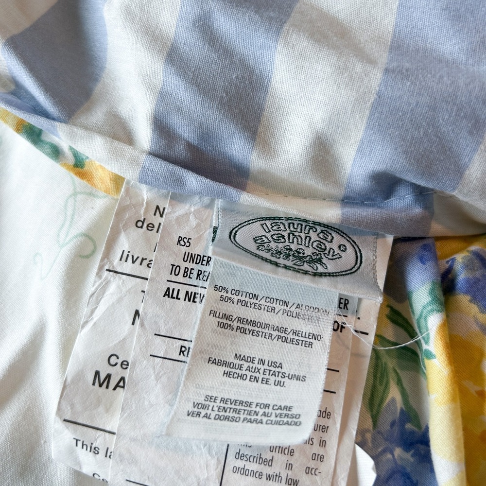 Laura Ashley Sweet Pea Charlotte Comforter Reversible Blue Stripe Twin VTG 90s - Picture 9 of 10